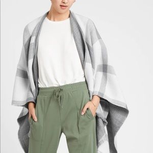 Banana Republic Shawl